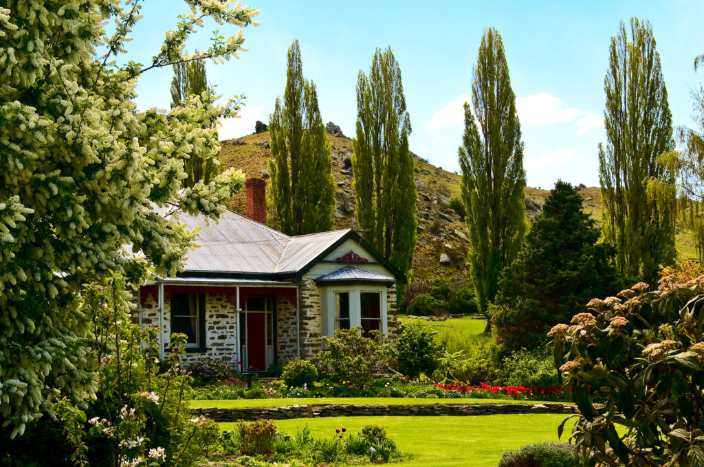 botanica, central-otago, in-the-heart-of-my-garden, new-zealand